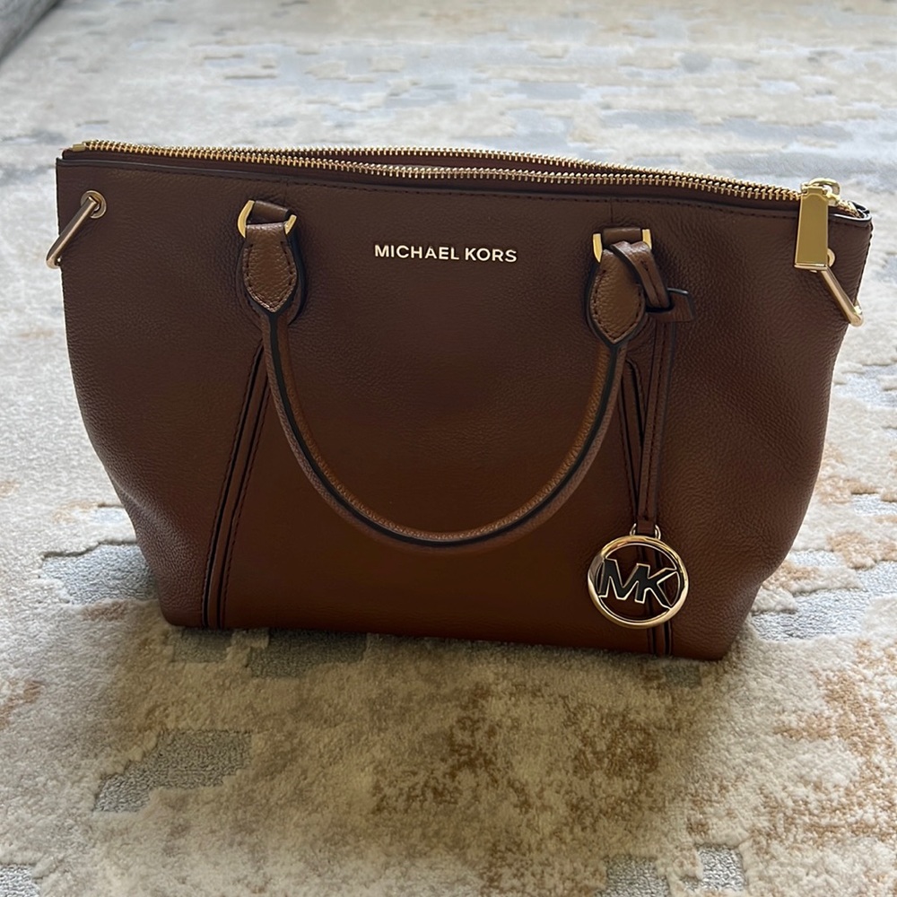 MICHAEL Michael Kors